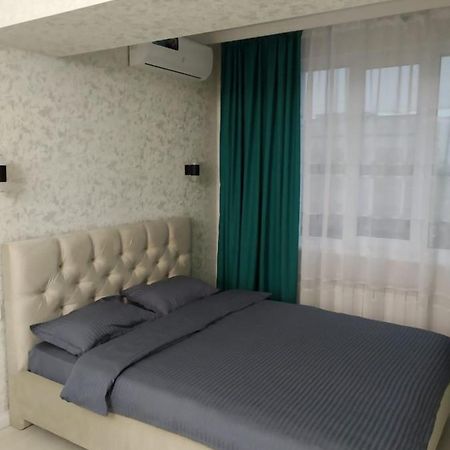 Молодежный Apartment Almaty Exterior photo